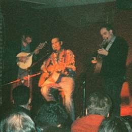 1994-04-18  with Irish musicians-the Roisin Dubh-Galway Ireland