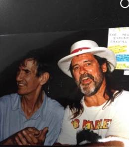 1995-xx-xx -middle-Townes and Darryl Harris backstage